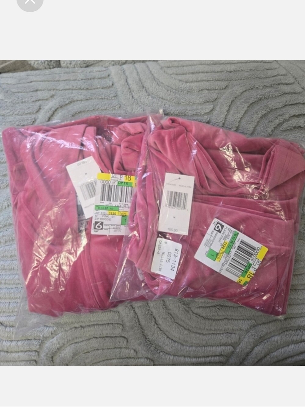 Juicy Couture Pink Velour Flared Track Pants And Matching Jacket Size Medium - Picture 3 of 5